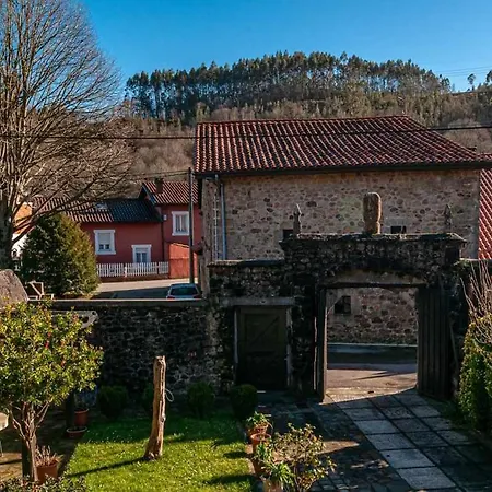 Ruralia Casa Rural Paco En Cantabria * Carranceja